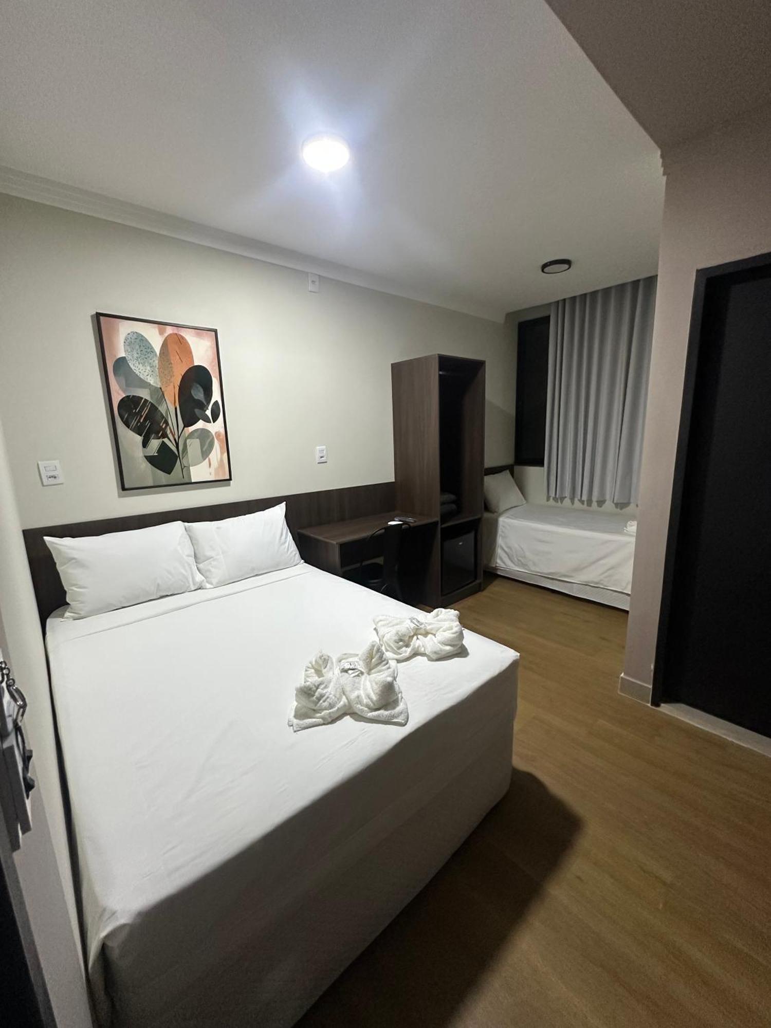 Otto Hotel غوفيرنادور فالاداريس المظهر الخارجي الصورة