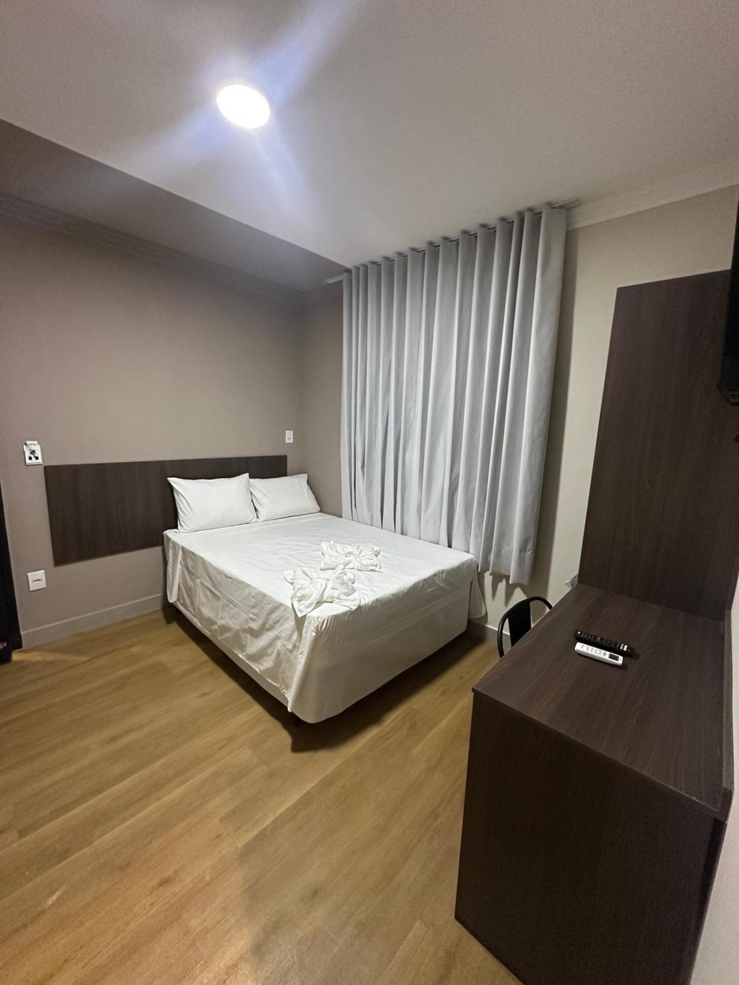 Otto Hotel غوفيرنادور فالاداريس المظهر الخارجي الصورة